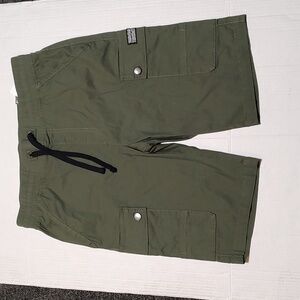 Men's/Boys Modern Culture Green Cargo Shorts Size M